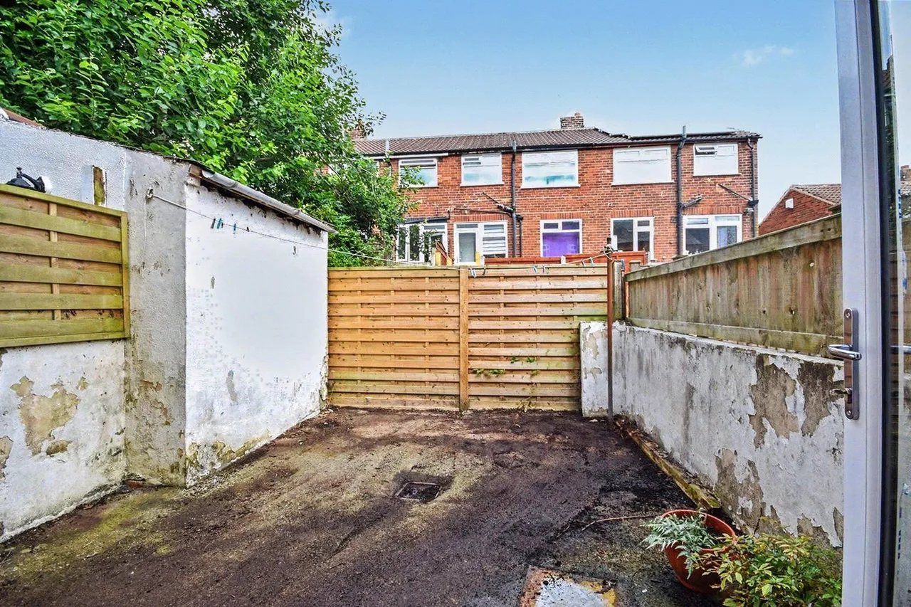 Springfield Mount, Horsforth, LS18, photo 10