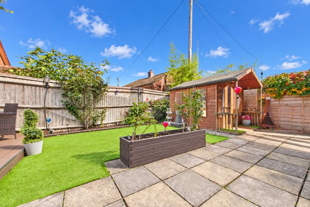 Oak Tree Walk, Purley on Thames, RG8, photo 14