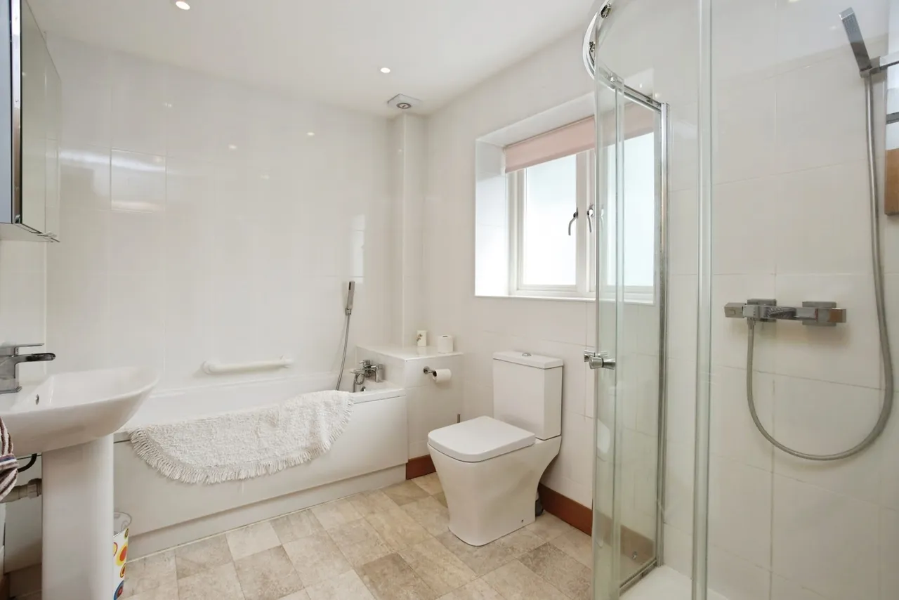 Hunt Road, Tonbridge, TN10, photo 10