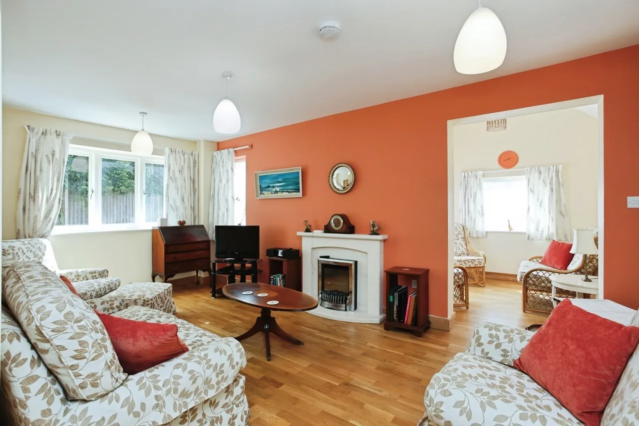 Hunt Road, Tonbridge, TN10, photo 2