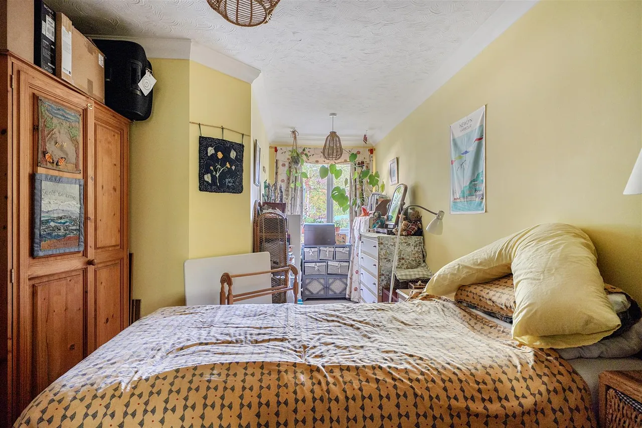 Brambledown Road, Wallington, SM6, photo 9