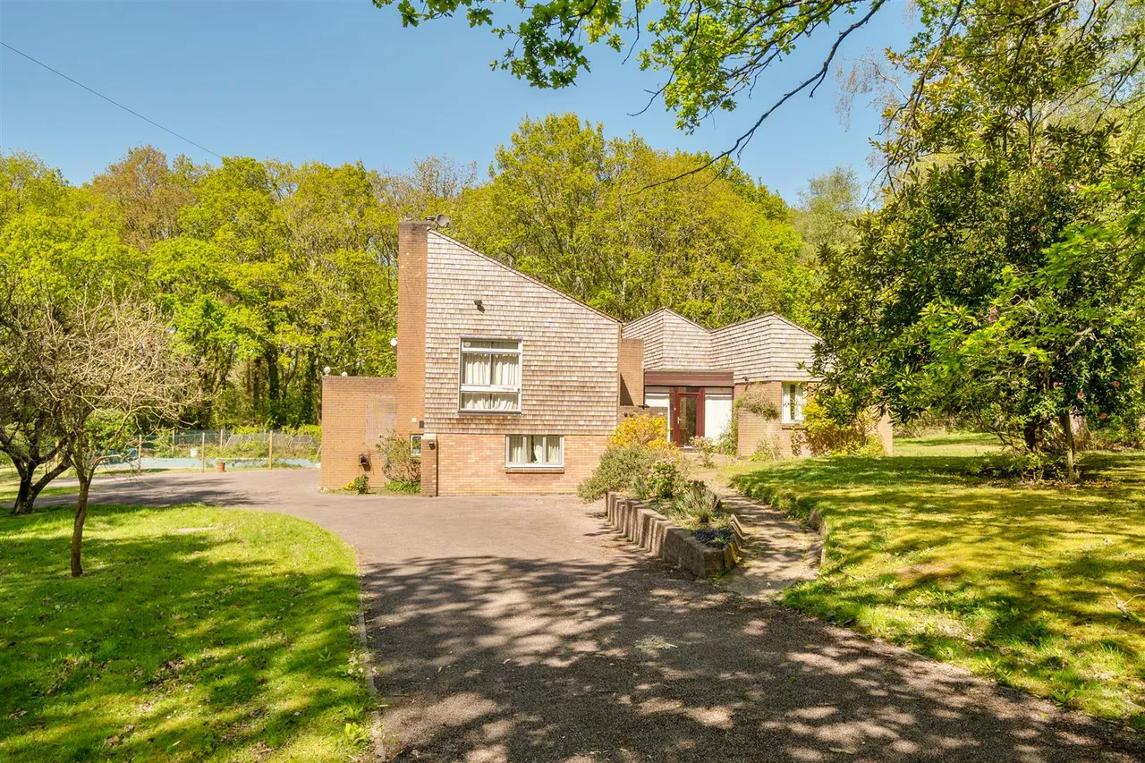 Crableck Lane, Sarisbury Green, photo 23