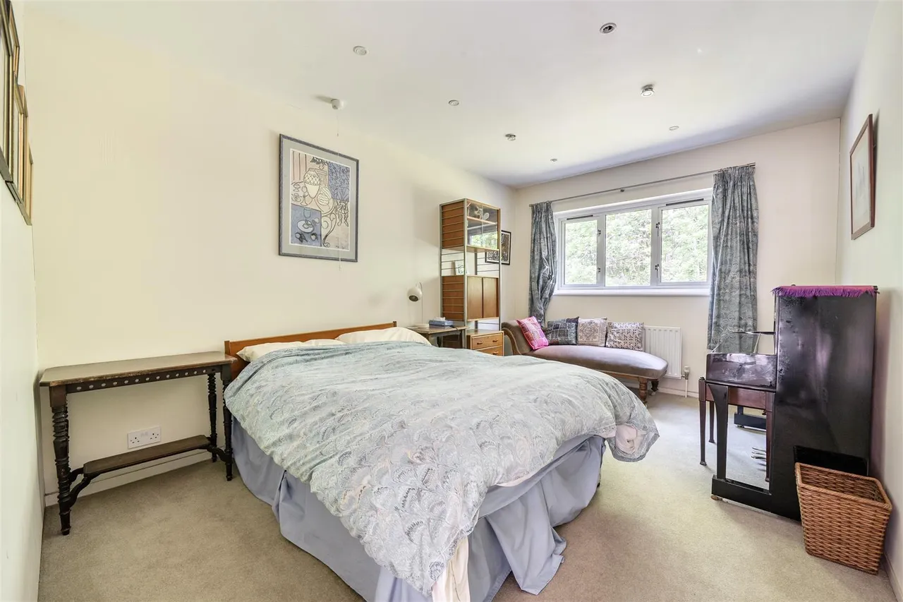 Crableck Lane, Sarisbury Green, photo 14