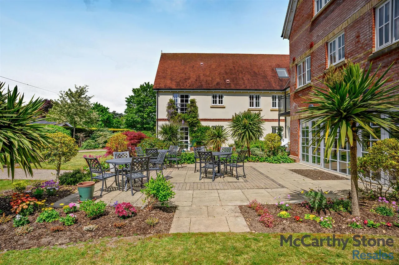 Parsonage Barn Lane, Ringwood, BH24, photo 15