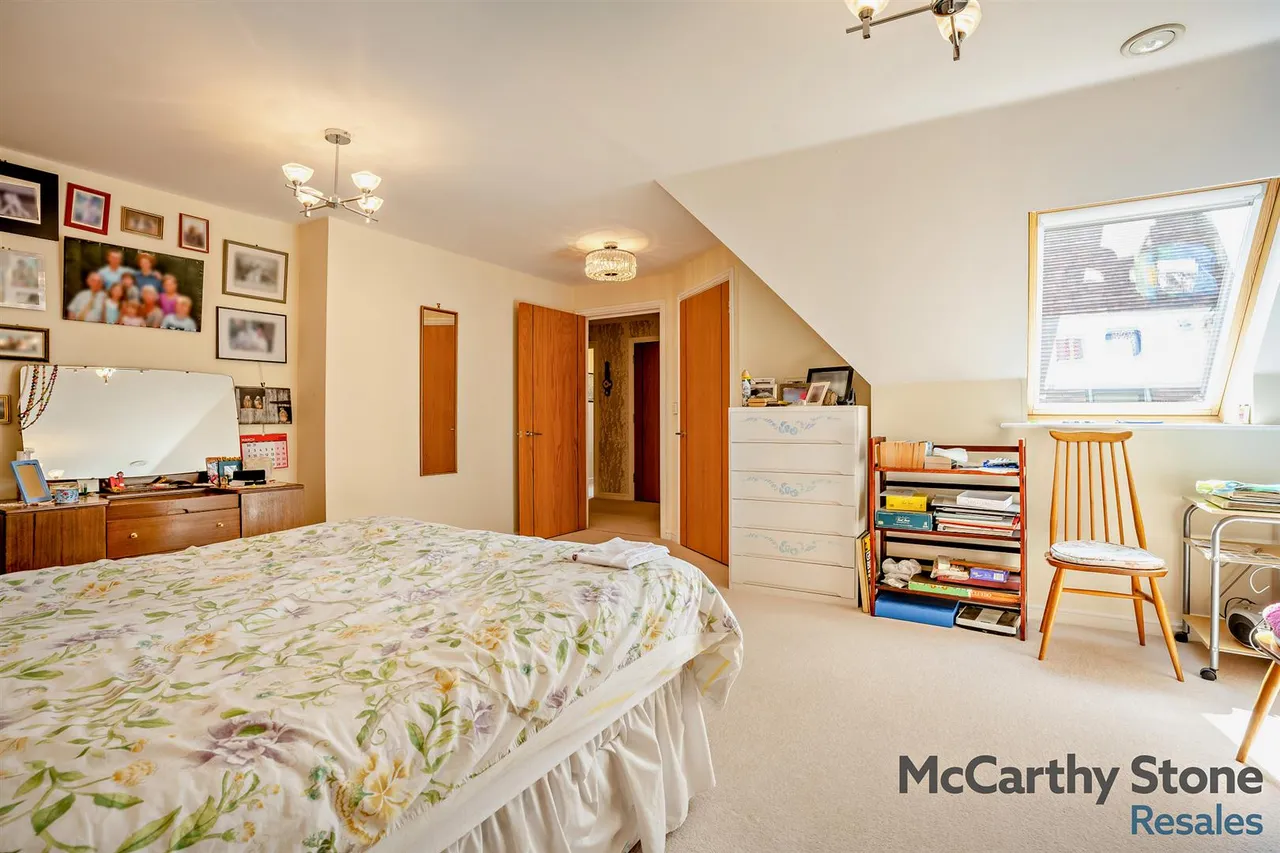 Parsonage Barn Lane, Ringwood, BH24, photo 5