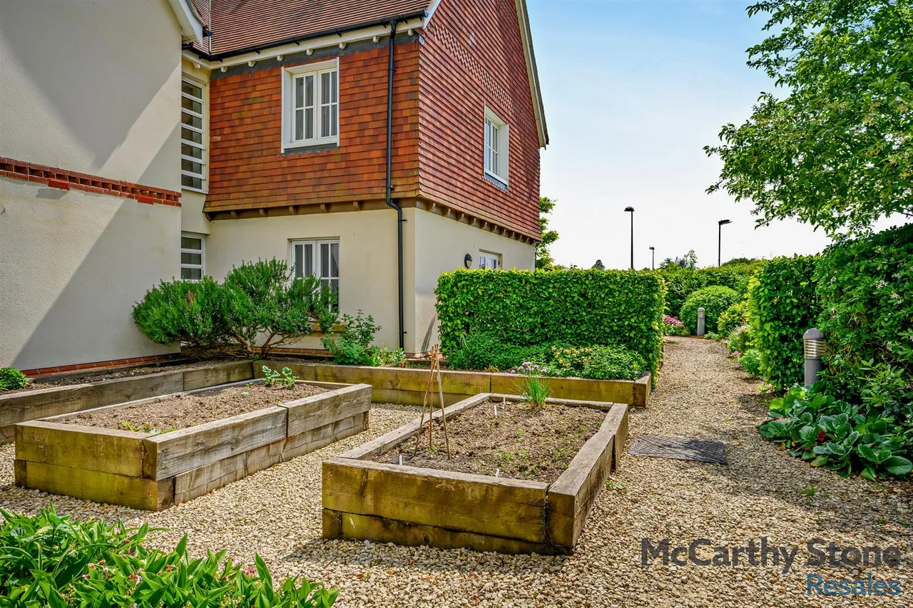 Parsonage Barn Lane, Ringwood, BH24, photo 14