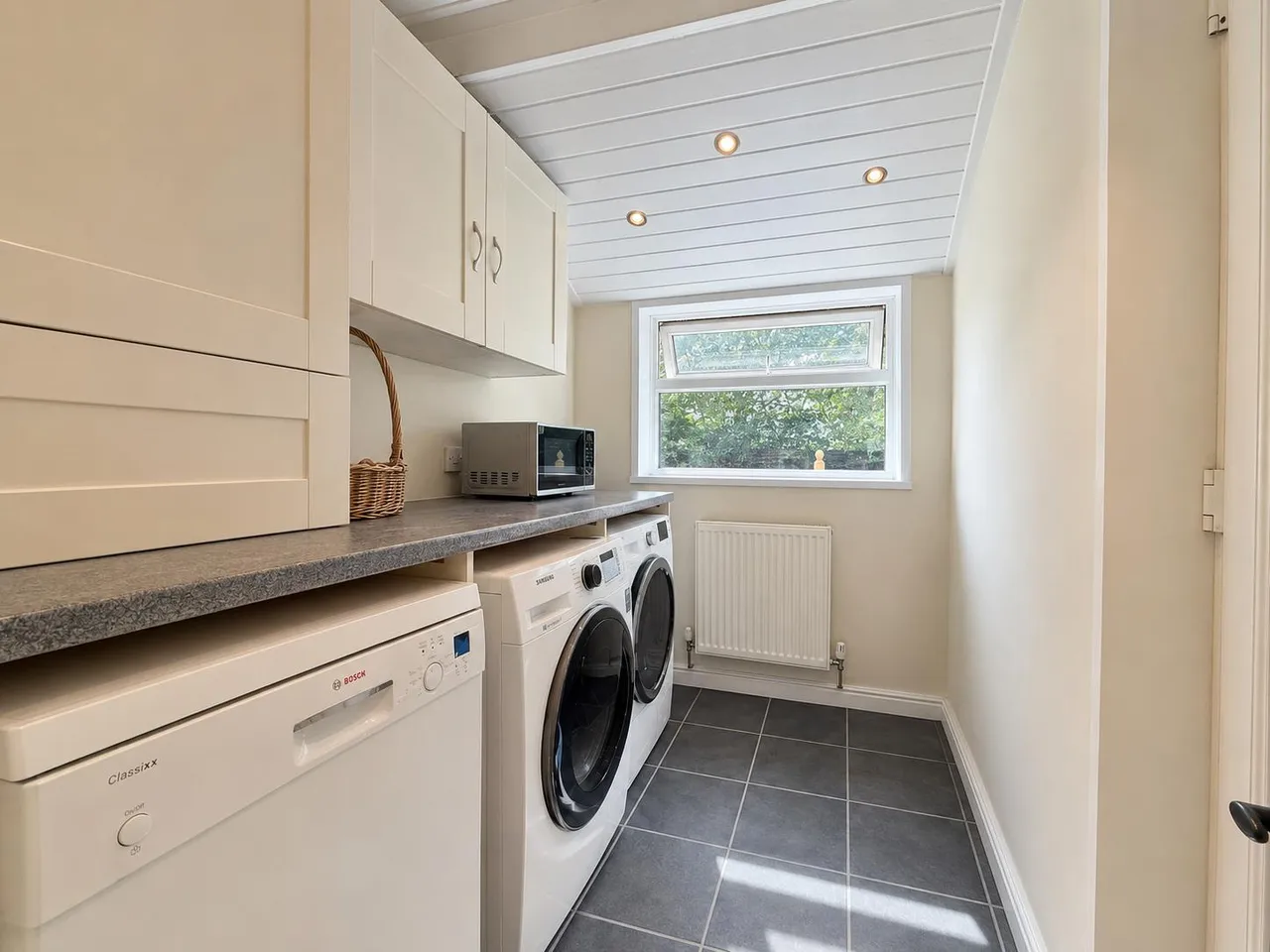 Foxhall Road, Denton, M34, photo 7