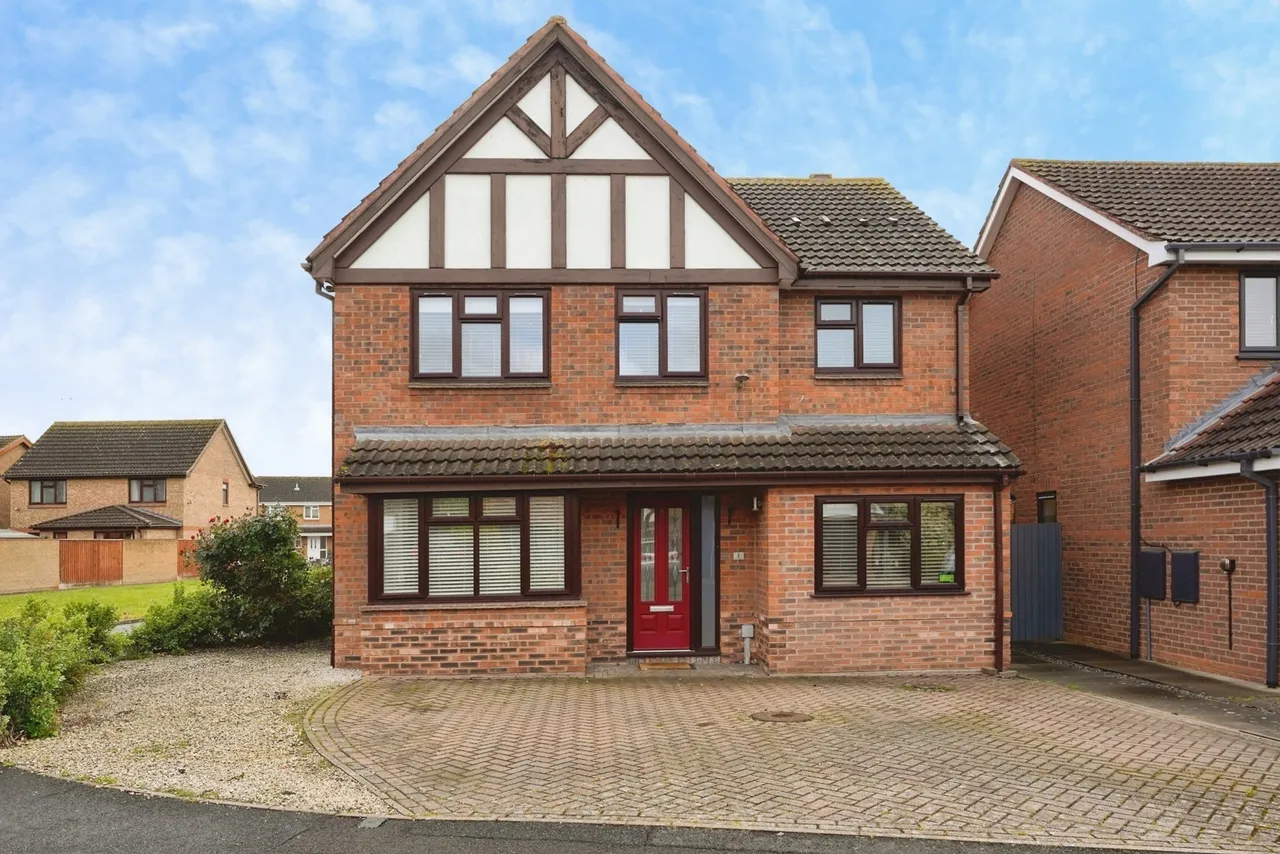 4 bed house for sale, St. Margarets Road, Evesham, WR11