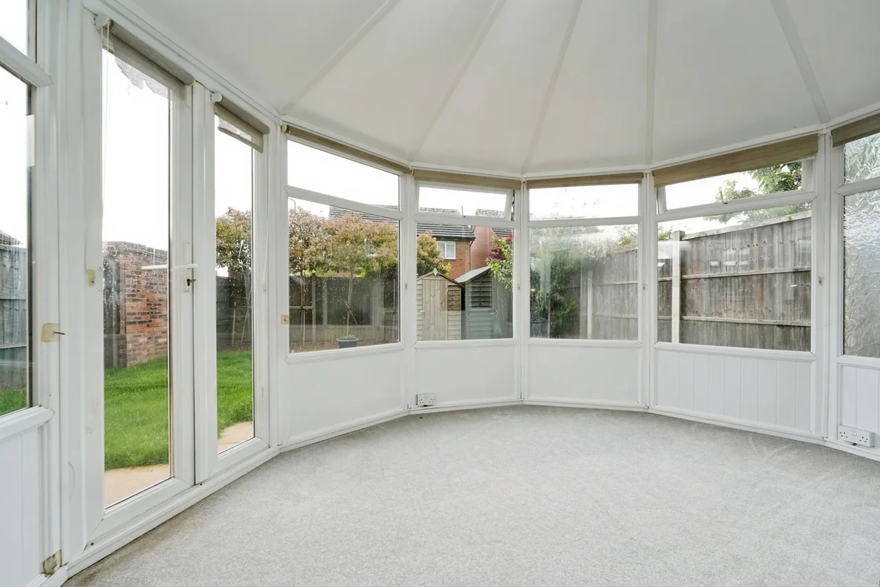 St. Margarets Road, Evesham, WR11, photo 5
