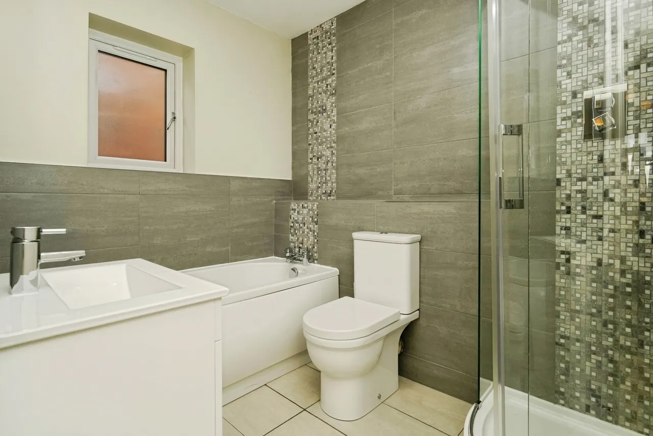 St. Margarets Road, Evesham, WR11, photo 11