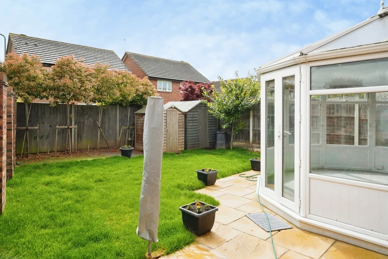 St. Margarets Road, Evesham, WR11, photo 12