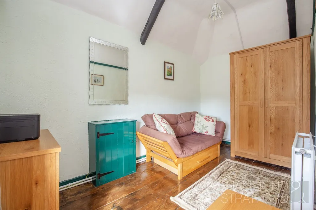 Silver Street, Besthorpe, photo 16