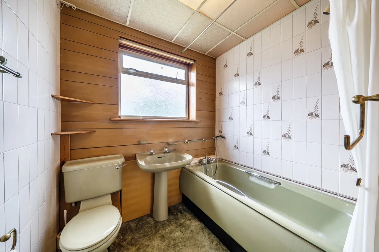Detached bungalow requiring modernisation with potential to add value, UB7, photo 10