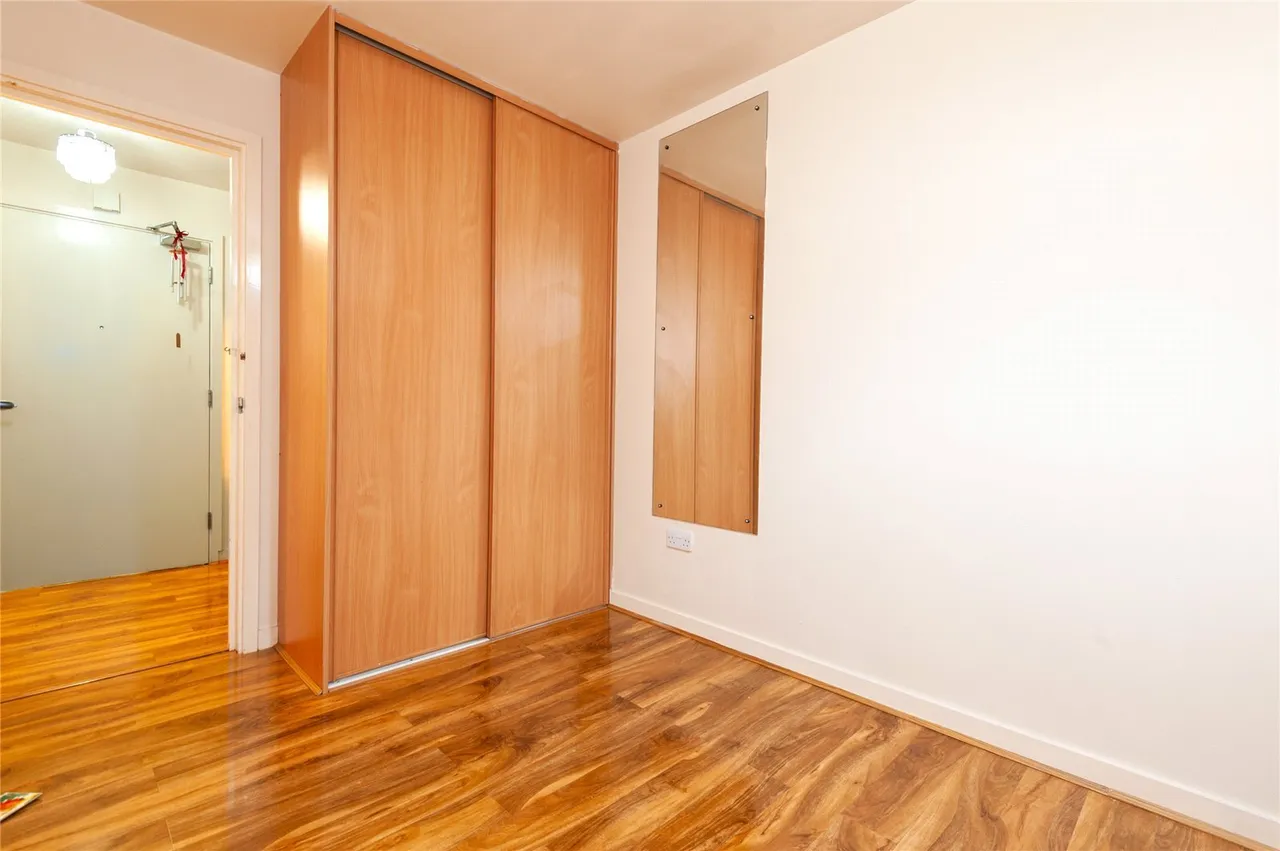 Prince Regent Road, Hounslow, TW3, photo 14
