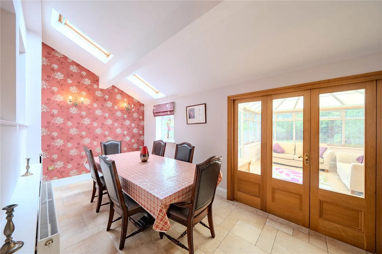 Crawshaw Avenue, Pudsey, LS28, photo 5