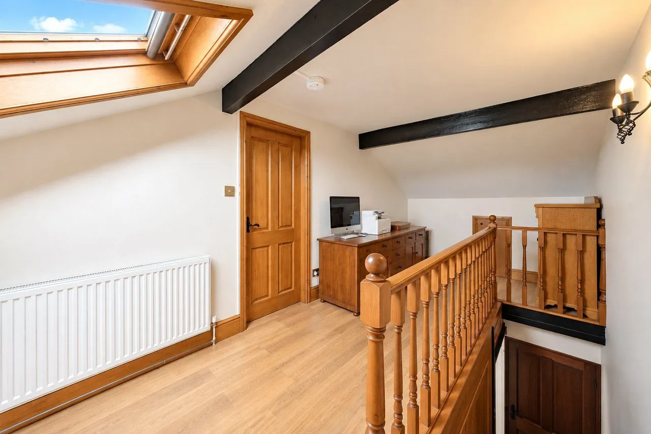 Crawshaw Avenue, Pudsey, LS28, photo 19