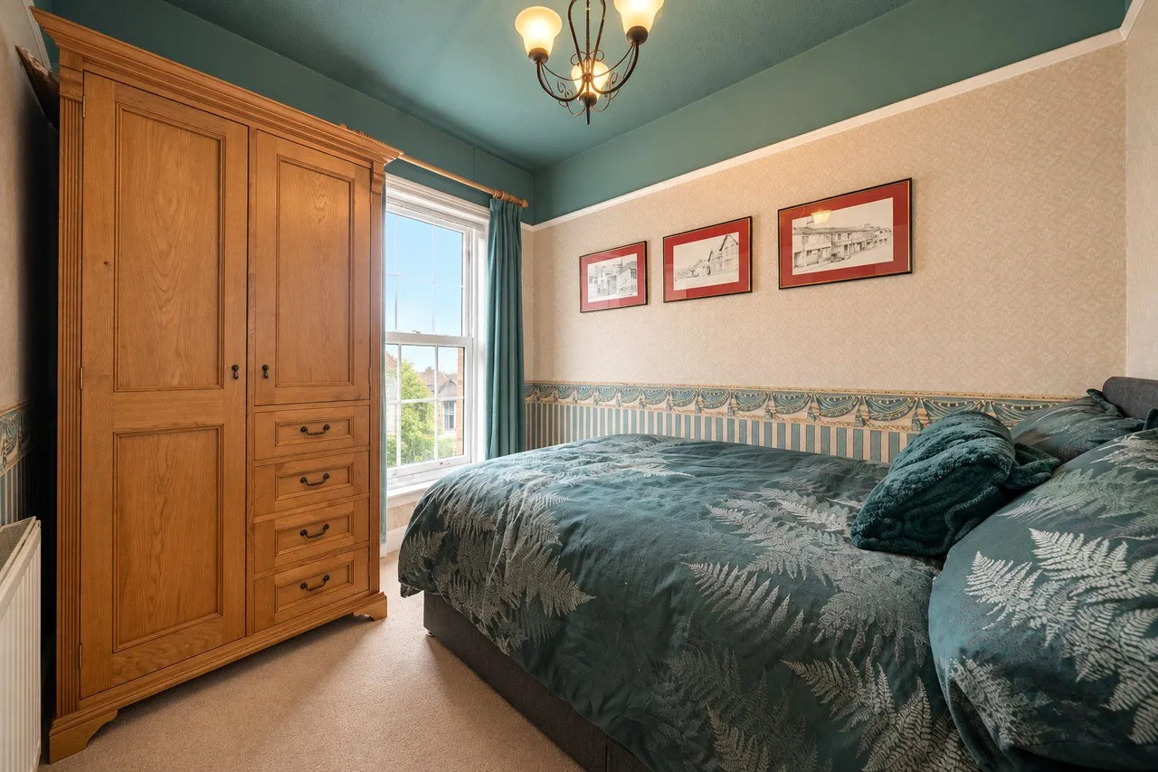 Crawshaw Avenue, Pudsey, LS28, photo 9