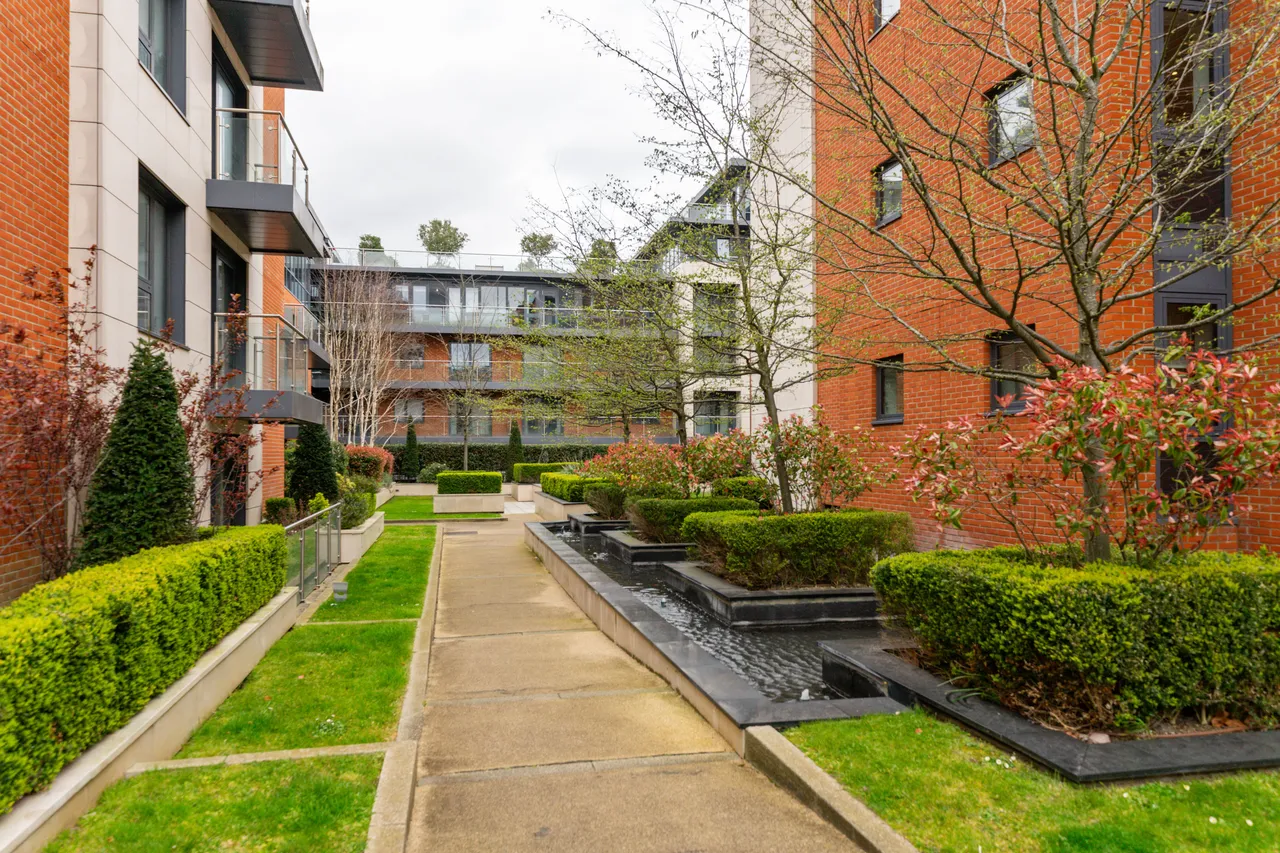 Chartfield Avenue, London, SW15, photo 13