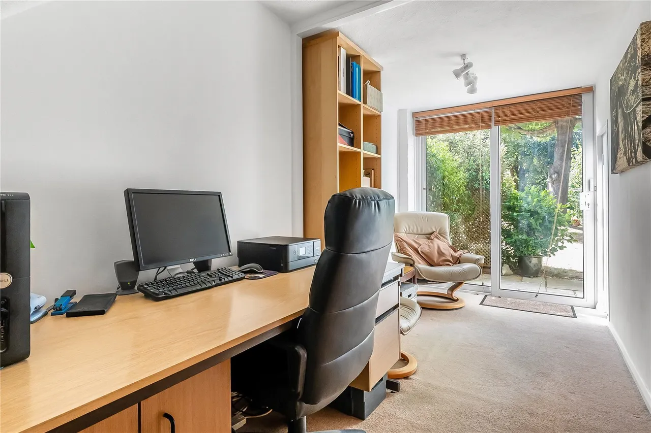 Reigate Road, Reigate, RH2, photo 12
