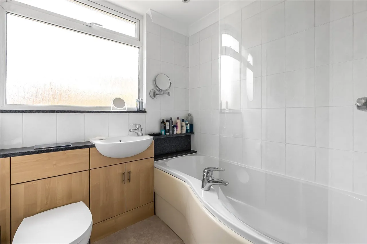 Reigate Road, Reigate, RH2, photo 10