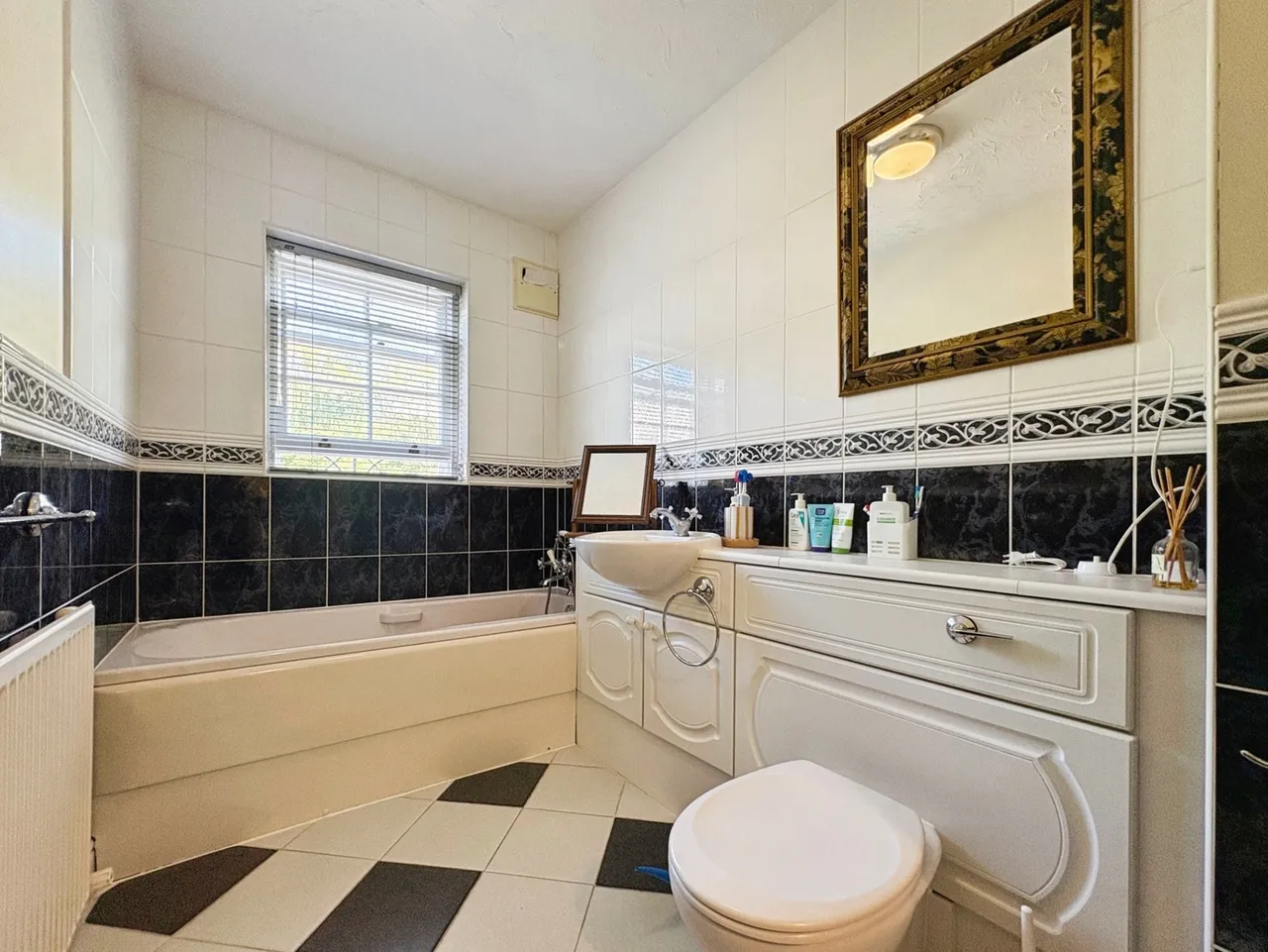 Markham Court, Camberley, GU15, photo 7