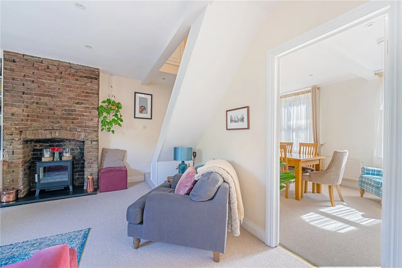 Marsh Farm Road, Twickenham, TW2 6SH, photo 4
