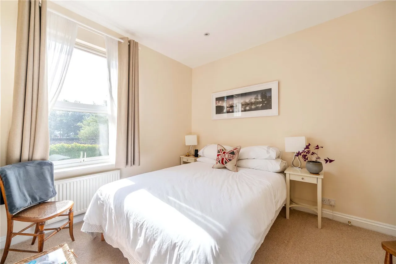 Marsh Farm Road, Twickenham, TW2 6SH, photo 10