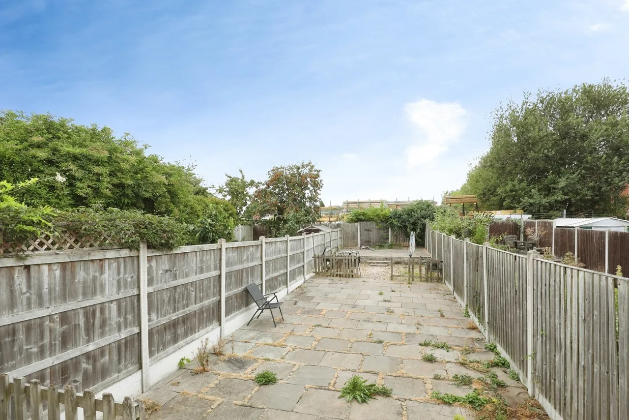 Stoneley Avenue, Crewe, Cheshire, CW1, photo 3