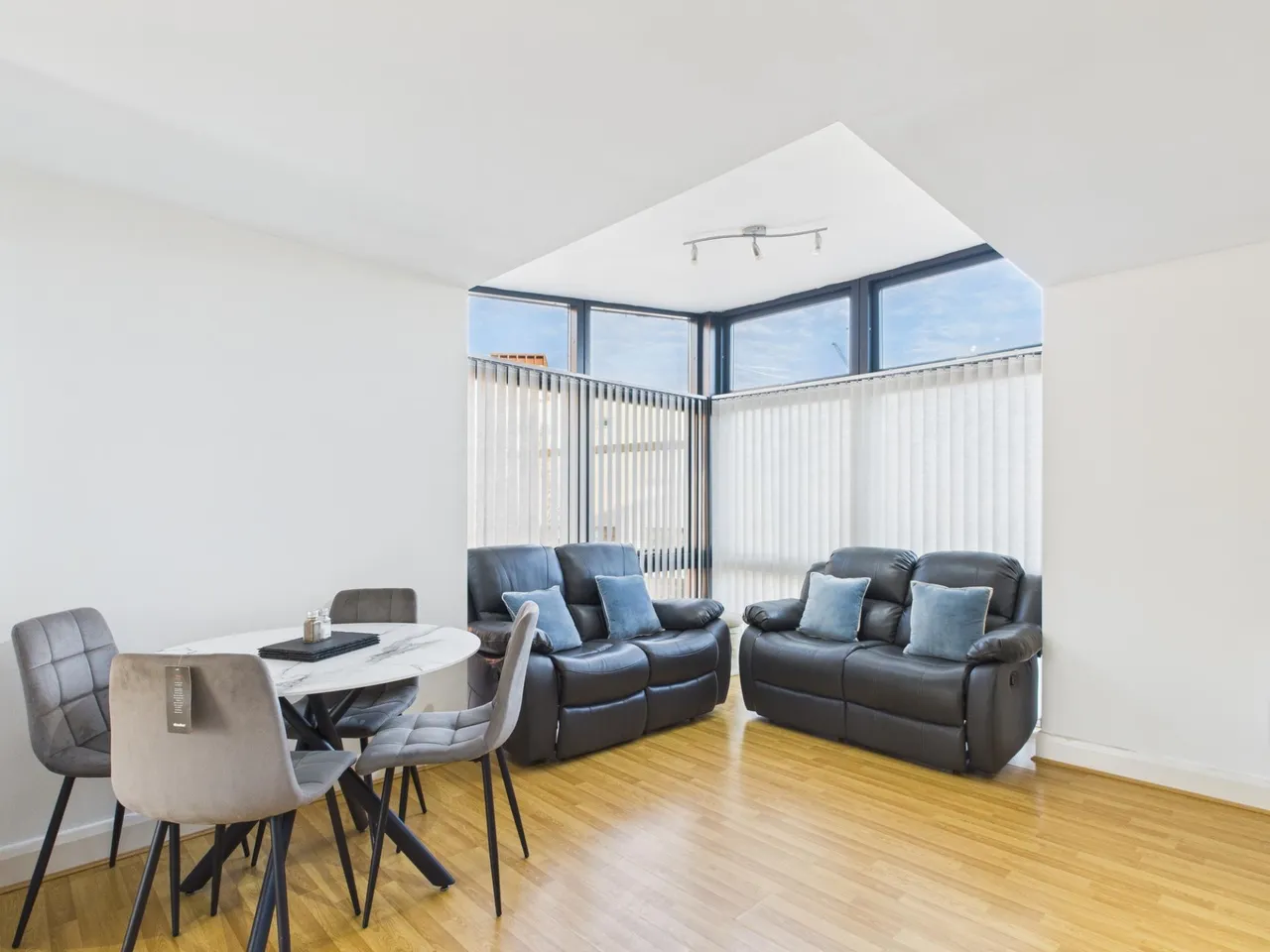 2 bed flat for sale, Rickman Drive, Birmingham, B15