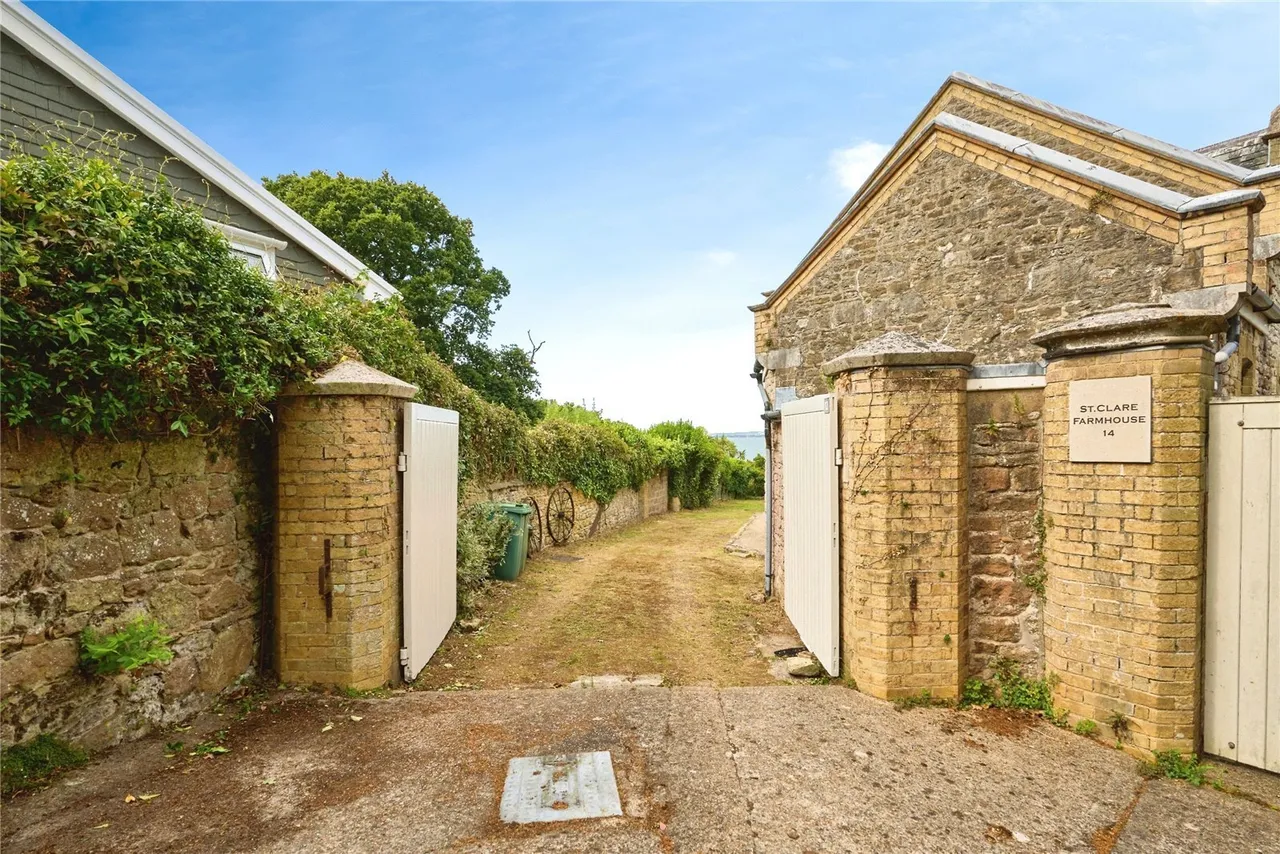 Puckpool Close, Ryde, PO33, photo 3