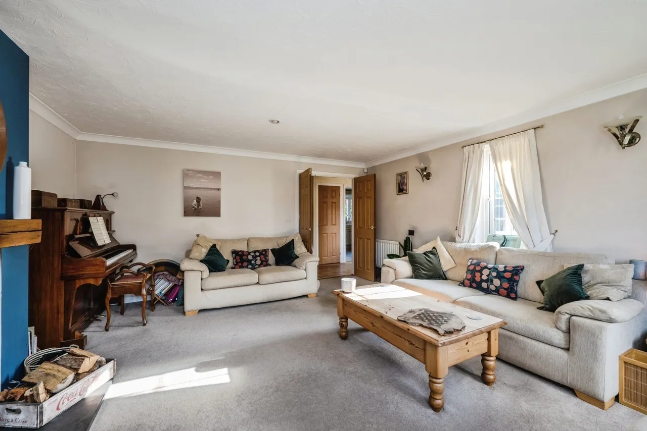 Ffordd Ger Y Llyn, Tircoed Forest Village, SA4, photo 6