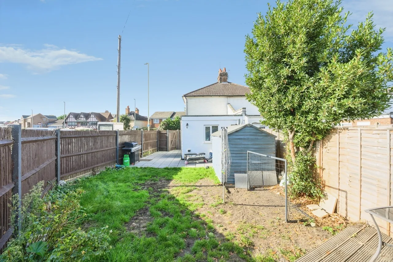 Kingston Road, Leatherhead, KT22, photo 9