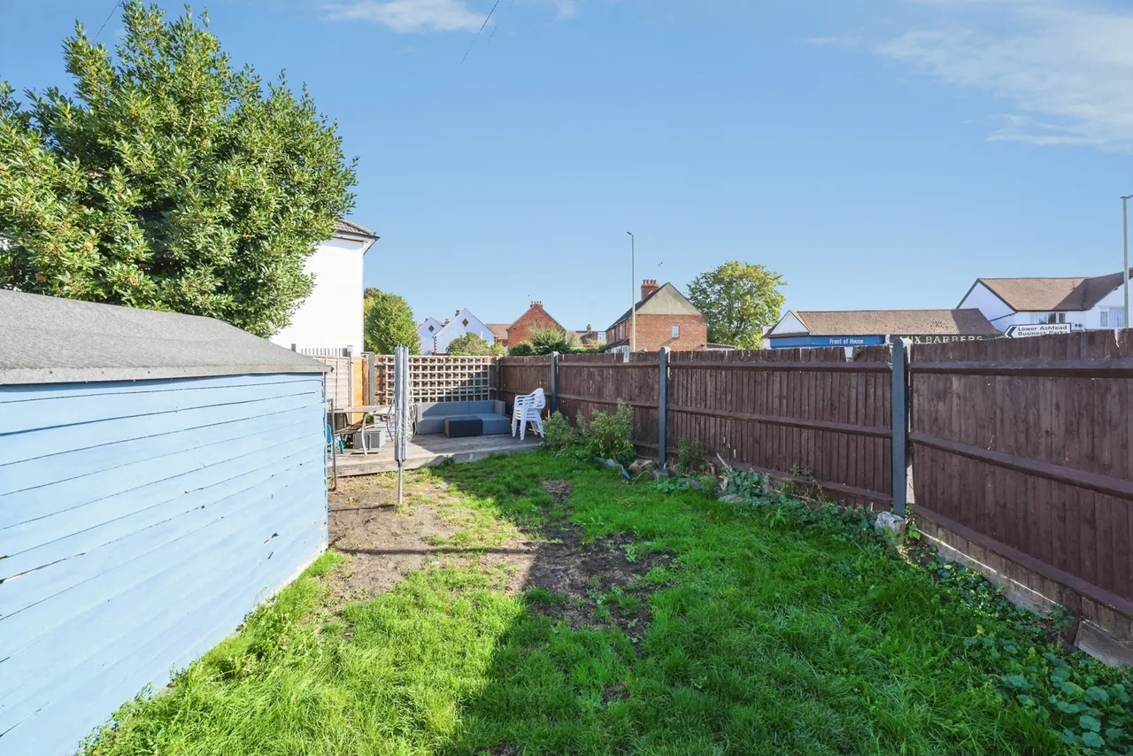 Kingston Road, Leatherhead, KT22, photo 11