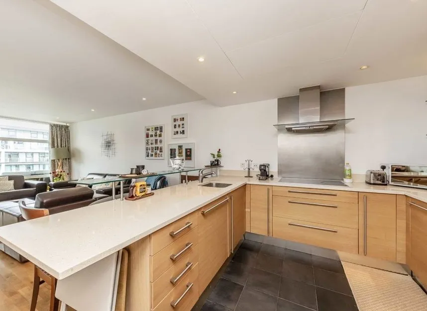 Queenstown Road, Battersea, SW11, photo 3