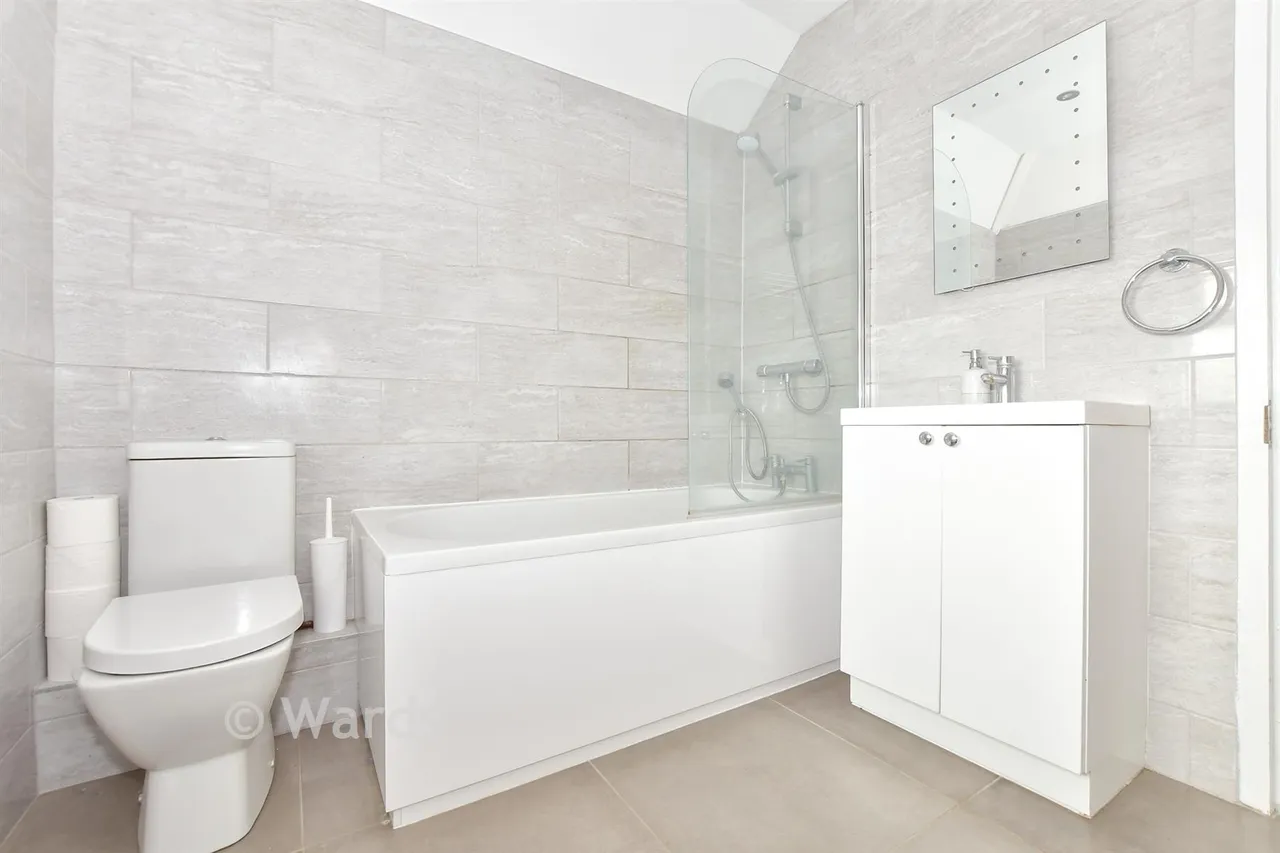 Redsull Avenue, Deal, CT14, photo 10