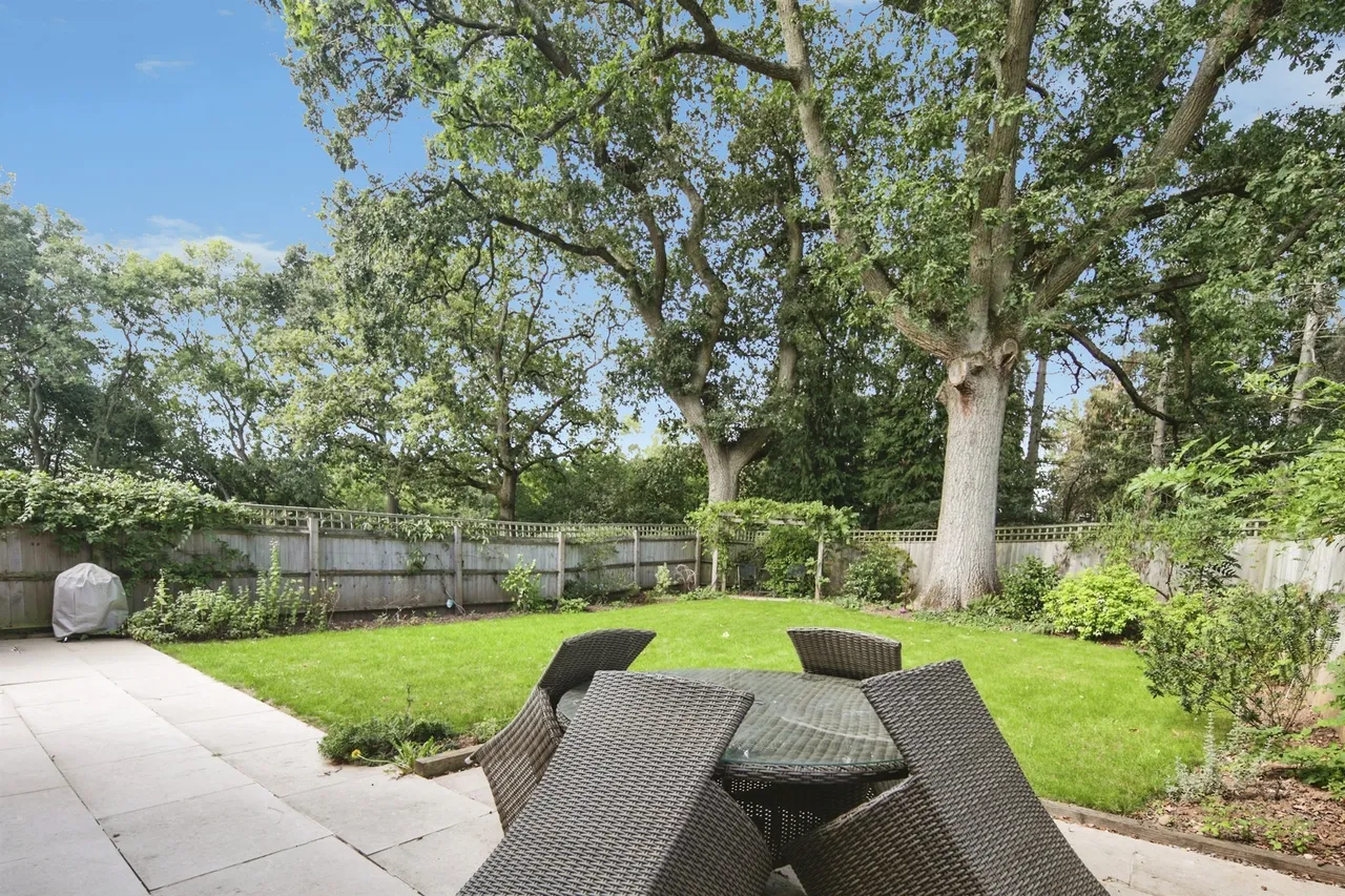 Albany Lane, Balsall Common, CV7, photo 10