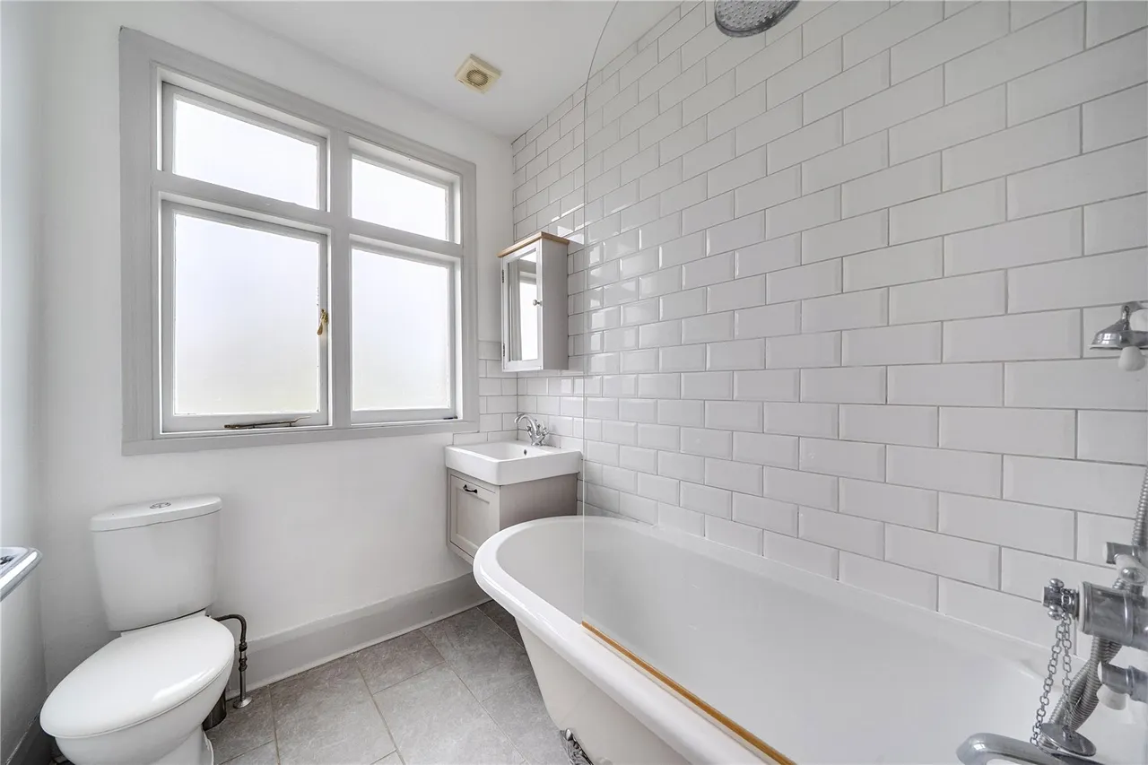 Bellevue Road, Ealing, W13, photo 17