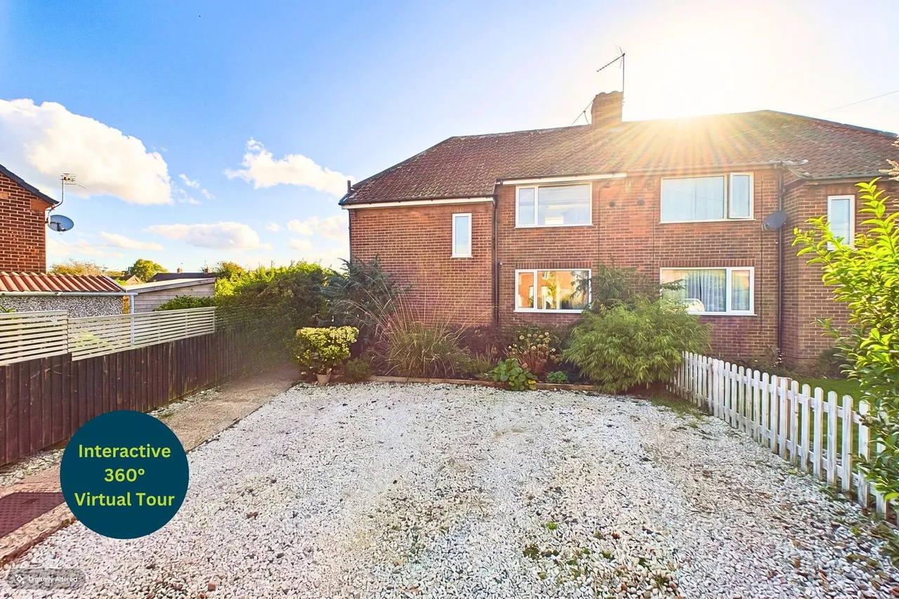 2 bed house for sale, Providence Crescent, Barton-upon-Humber, DN18