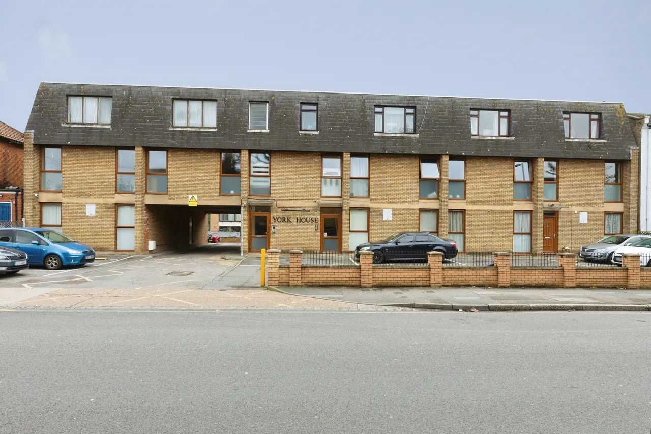 Western Road, Romford, RM1, photo 20