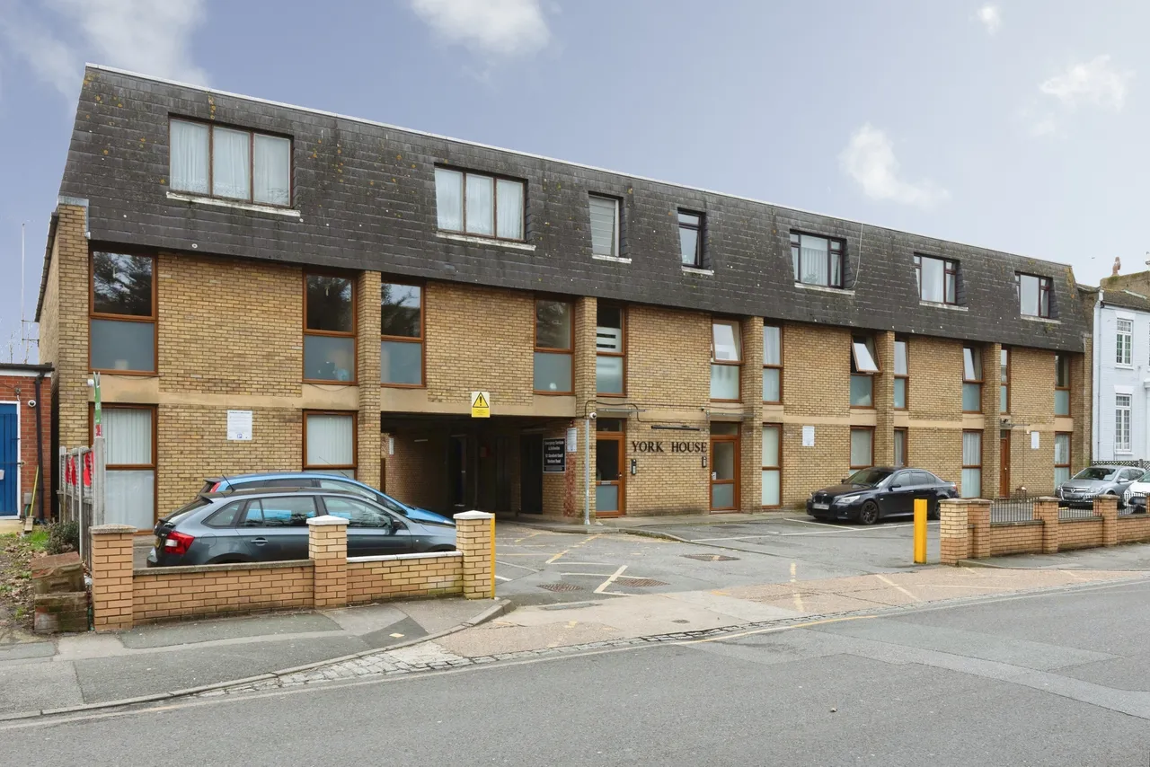 Western Road, Romford, RM1, photo 19