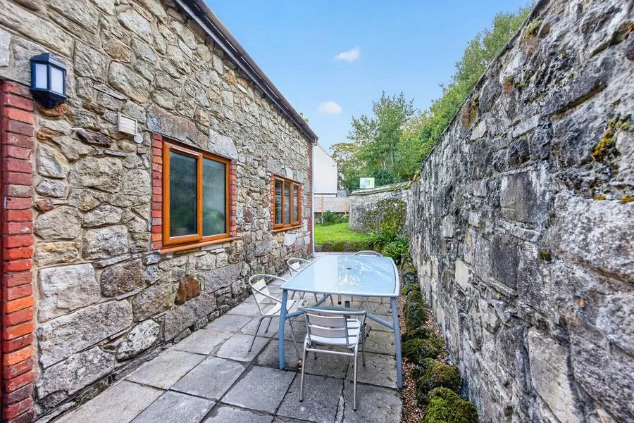 Afton Barns, Freshwater, PO40, photo 15