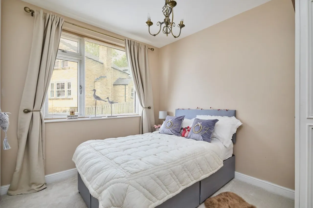 Glen Road, Bingley, BD16, photo 27