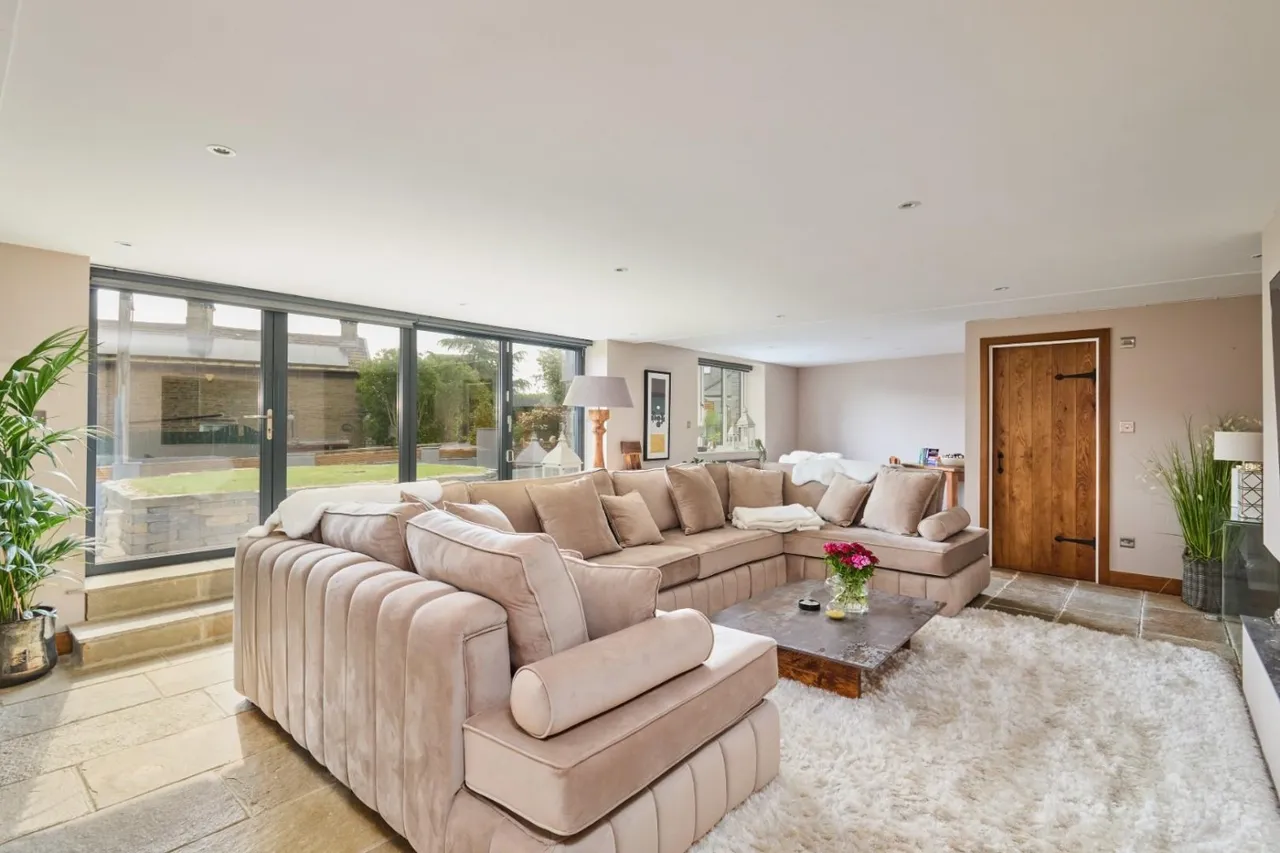 Glen Road, Bingley, BD16, photo 12