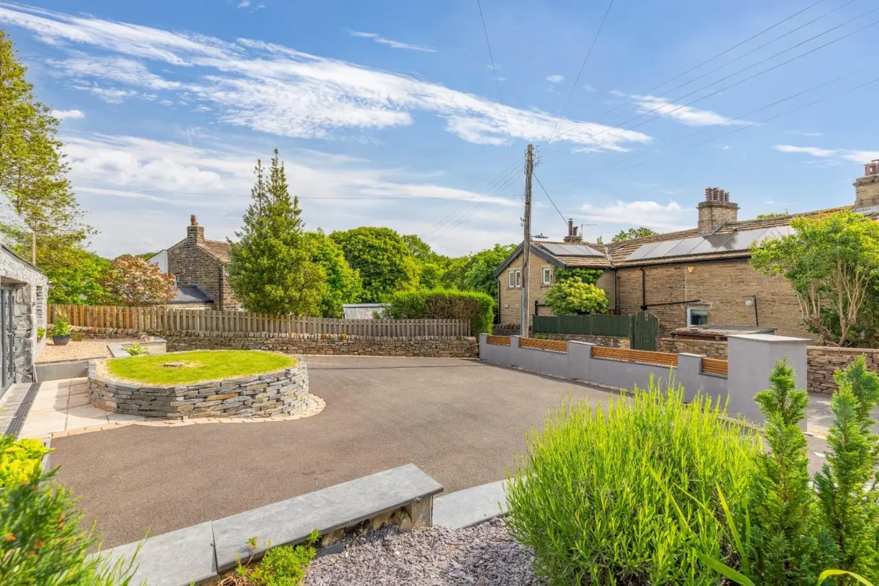 Glen Road, Bingley, BD16, photo 39