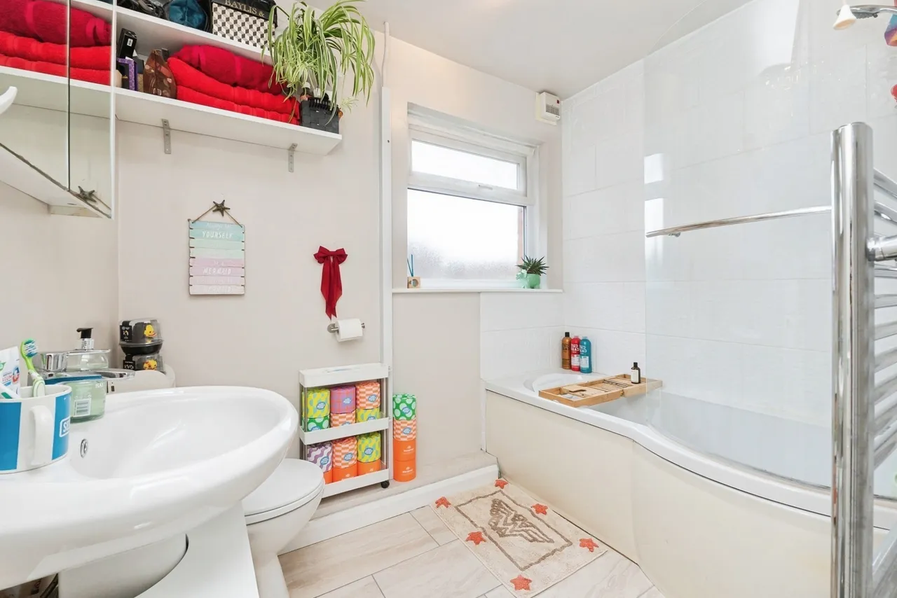Dunster Road, BRISTOL, Avon, BS4, photo 15