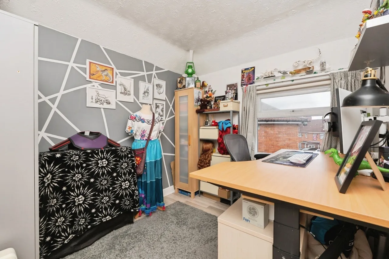 Dunster Road, BRISTOL, Avon, BS4, photo 12