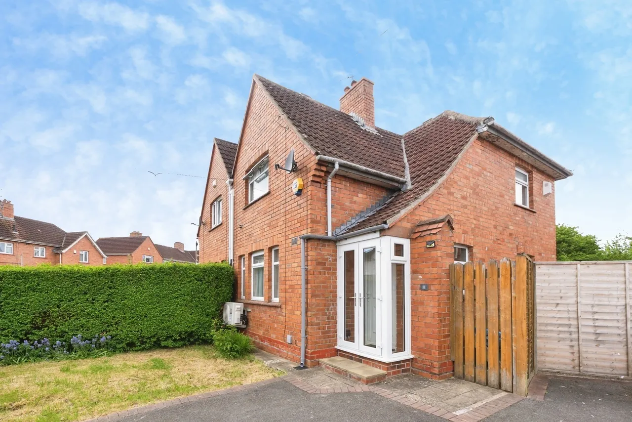 3 bed house for sale — Dunster Road, BRISTOL, Avon, BS4