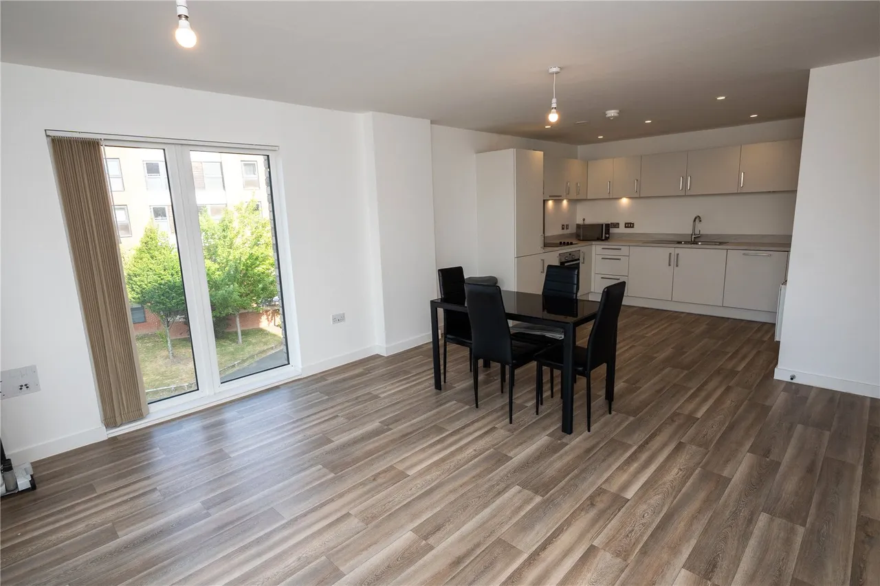 Lexington Gardens, Edgbaston, Birmingham, B15 2DR, photo 2