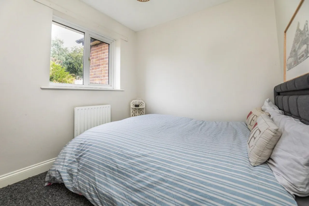 Worrall Road, High Green, Sheffield, S35 3LQ, photo 12
