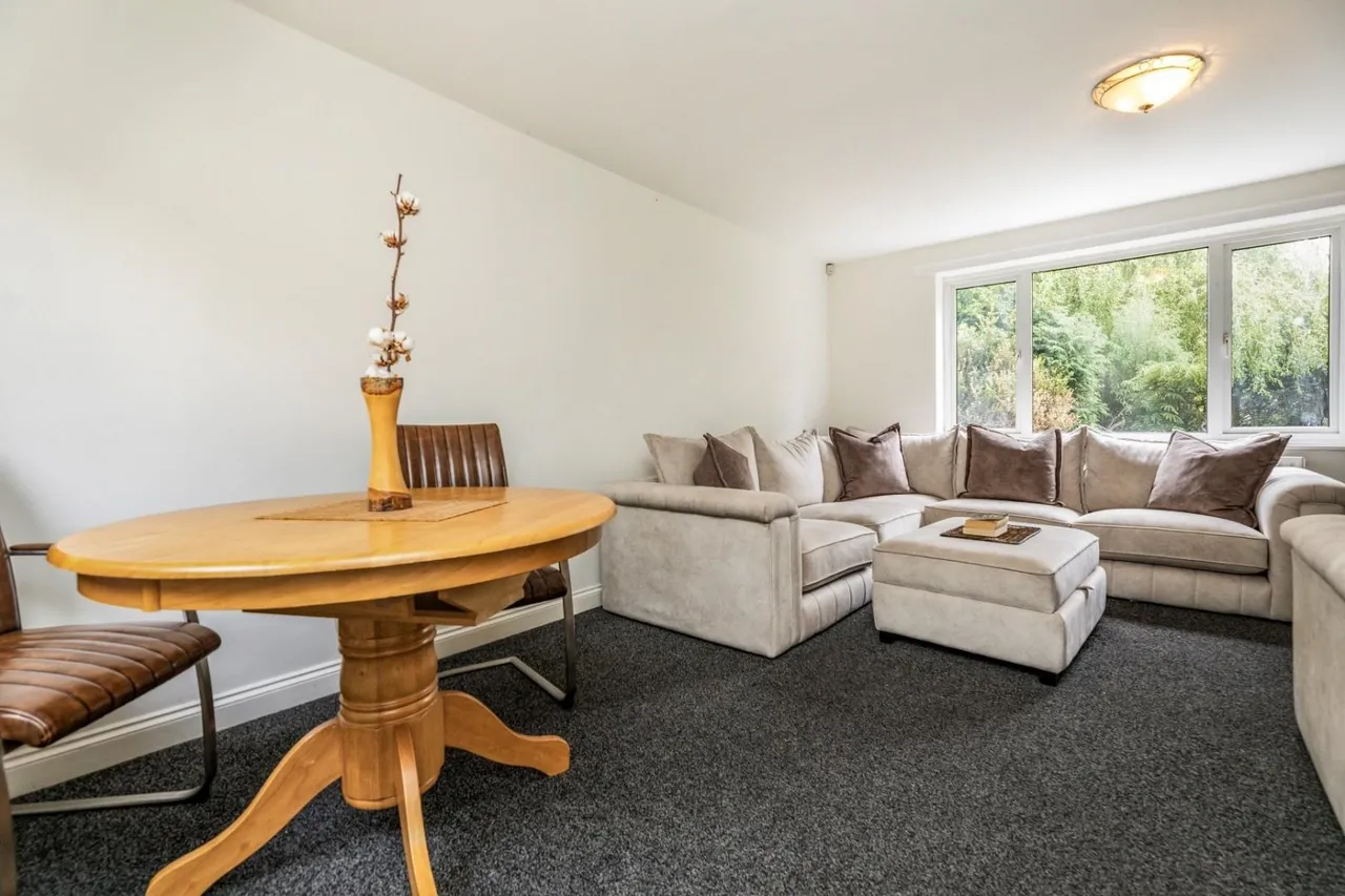 Worrall Road, High Green, Sheffield, S35 3LQ, photo 8